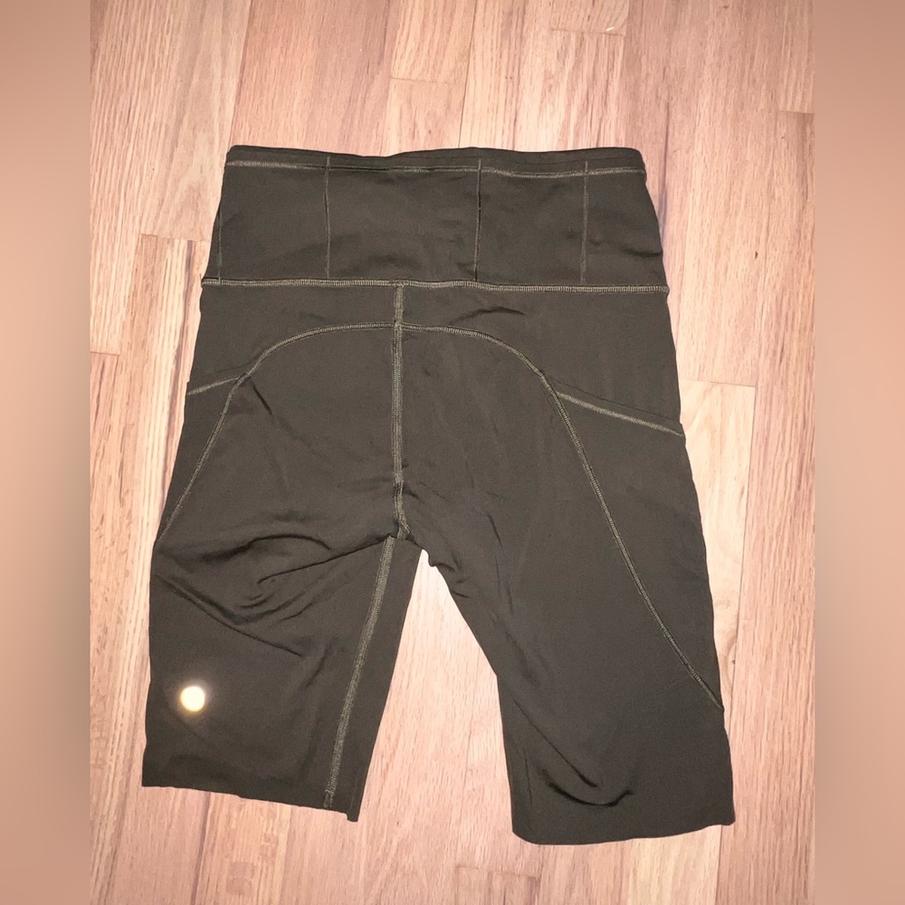Lululemon bike short